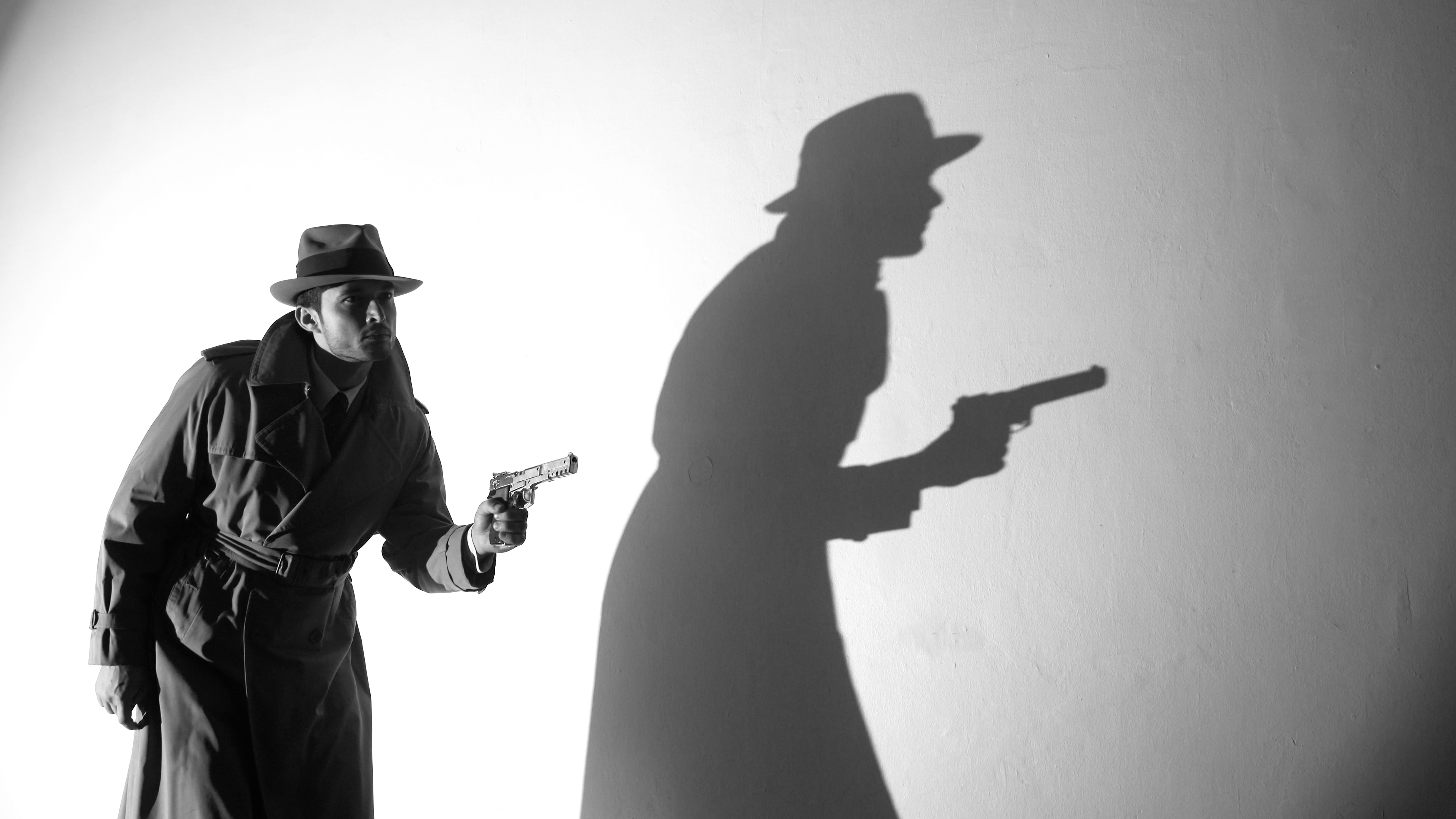 Detective Valente